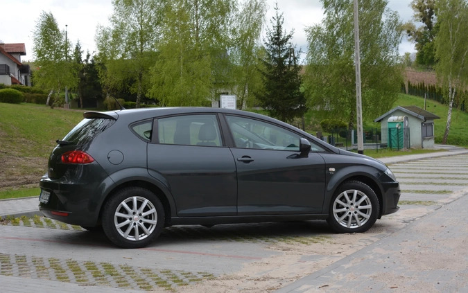 Seat Leon cena 22900 przebieg: 178400, rok produkcji 2010 z Dzierzgoń małe 352